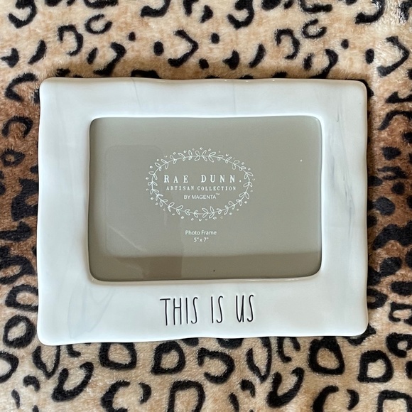 Rae Dunn MARBLED Photo Frame - Picture 1 of 4